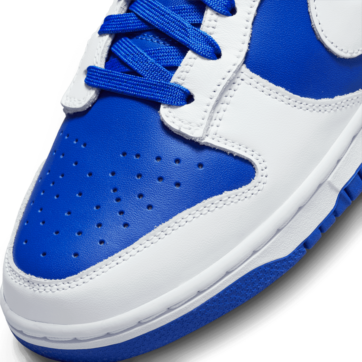 Nike Dunk Low ”Racer Blue and White”モデル商品名Low